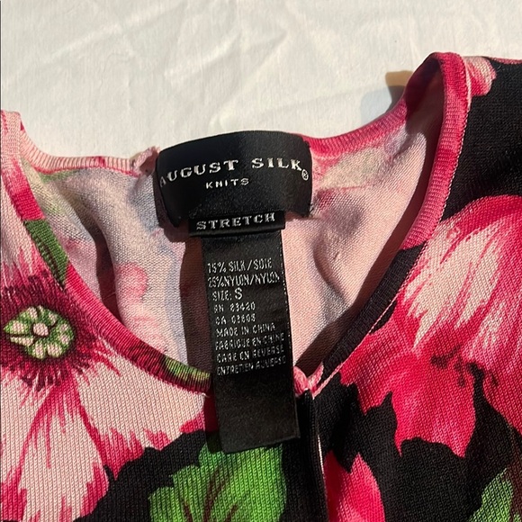 August Silk Black and Pink Floral Cardigan - Picture 4 of 9